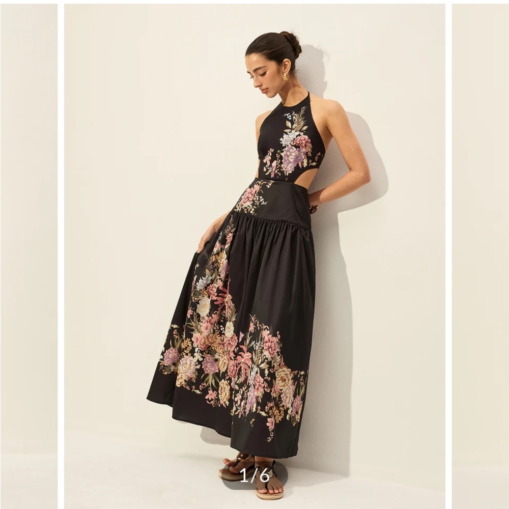 NWT Floral Print Halter Neck
Dress With Cut-Out Detail size medium